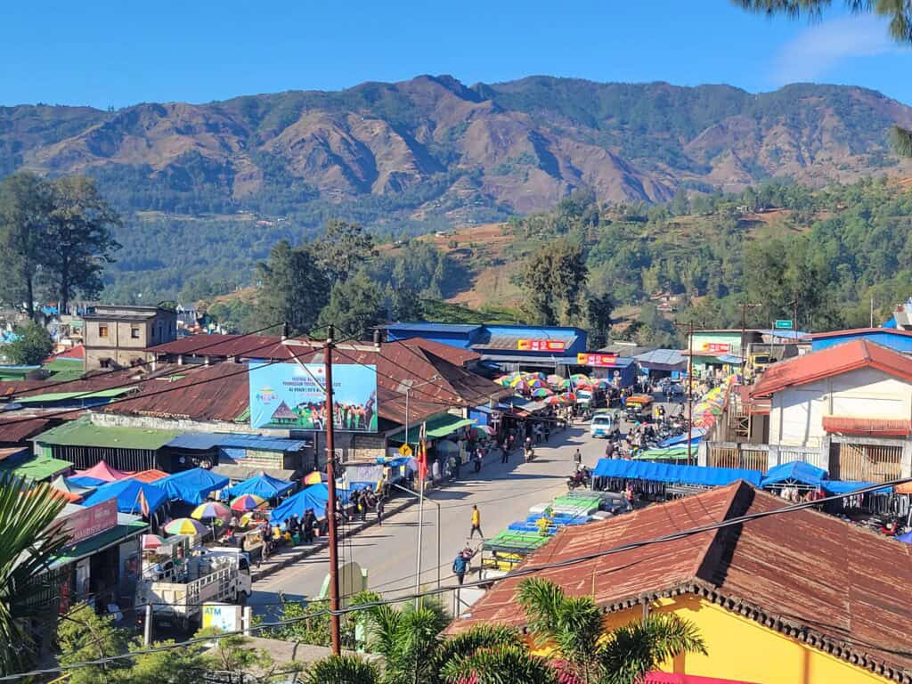 Timor-Leste - a busy market day in Maubisse